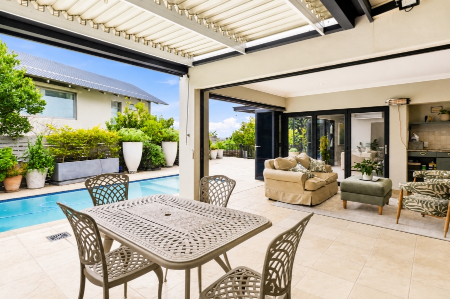 5 Bedroom Property for Sale in Stonehurst Mountain Estate Western Cape